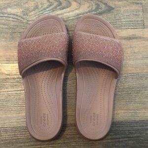 Crocs slide sandals